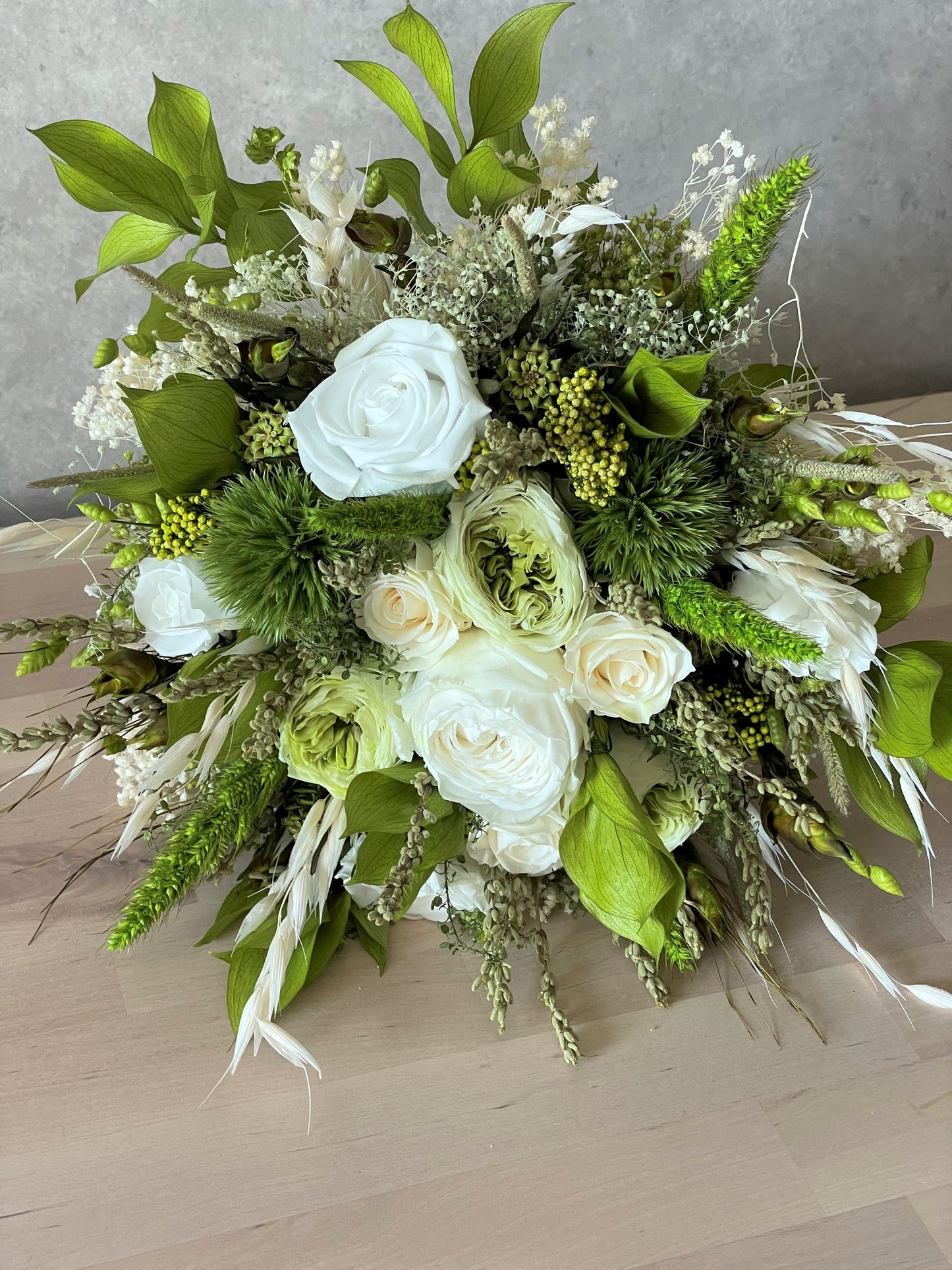 'EFFORTLESS BEAUTY' - preserved flower bouquet