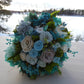 Türkisbespannter Strauß, türkisfarbene Wohnkultur, blaue Rose, Ozean inspiriertes Dekor, türkisstabilisierte Hortensie, 100% natürliche Blume