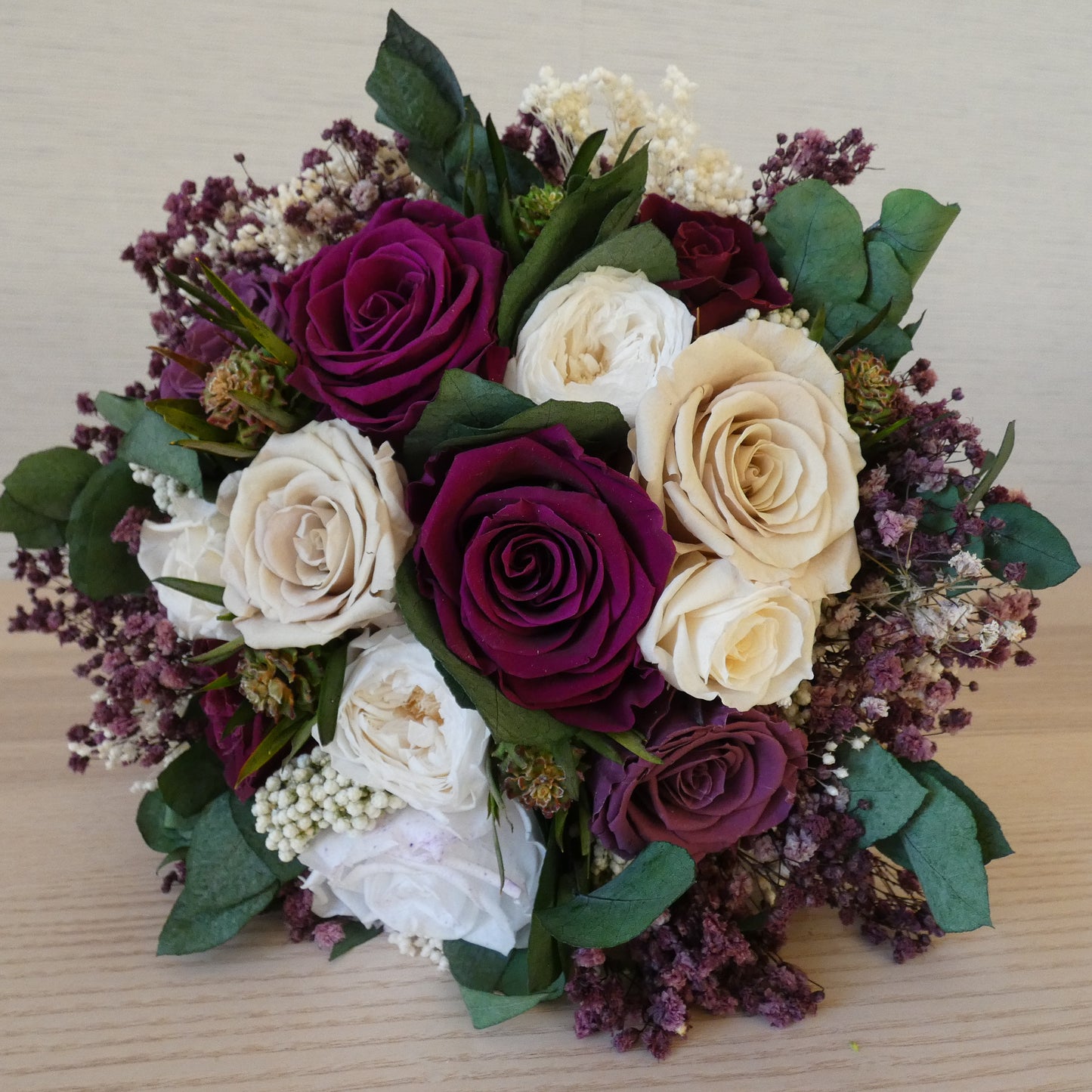'PURPLE BEAUTY' - preserved rose bouquet