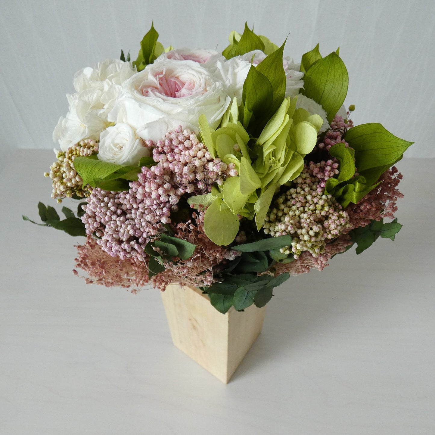 GORGEOUS IN PINK - preserved peony bouquet