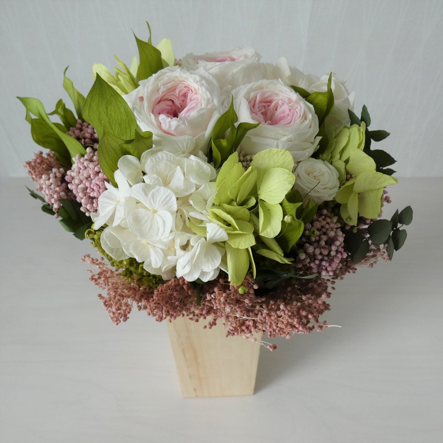 GORGEOUS IN PINK - preserved peony bouquet