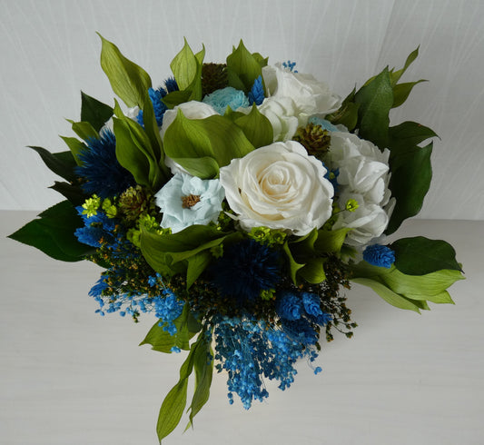 SPRING BREEZE - preserved flower bouquet